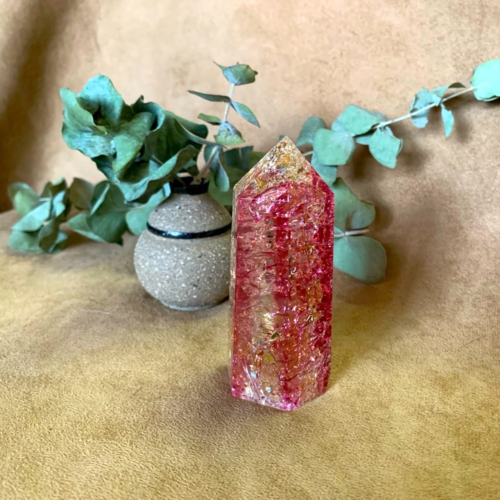 Crackle Quartz Tower